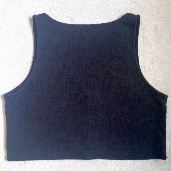 Black button-up crop-top - Picture 2 of 4